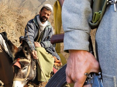 Kandahar: setki byłych żołnierzy afgańskiej armii protestowały przeciwko wysiedlaniu ich z domów