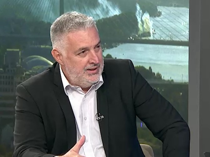 Porf dr Radan Stojanović