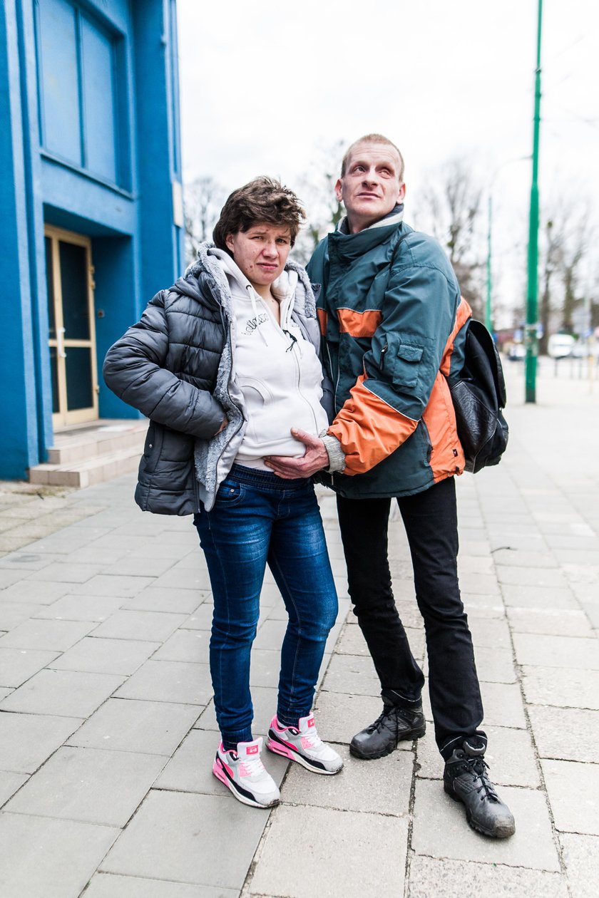 Pijana urodziła Mikołajka. Znów jest w ciąży