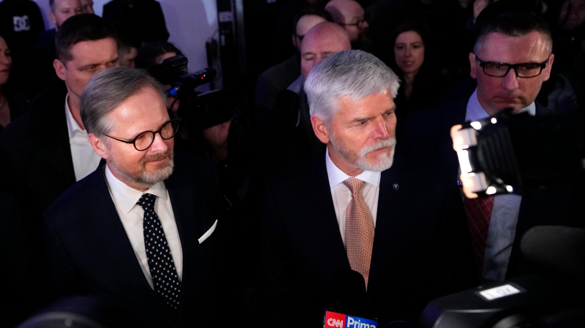 Nový český prezident a bývalý náčelník generálneho štábu Petr Pavel a český premiér Petr Fiala. 