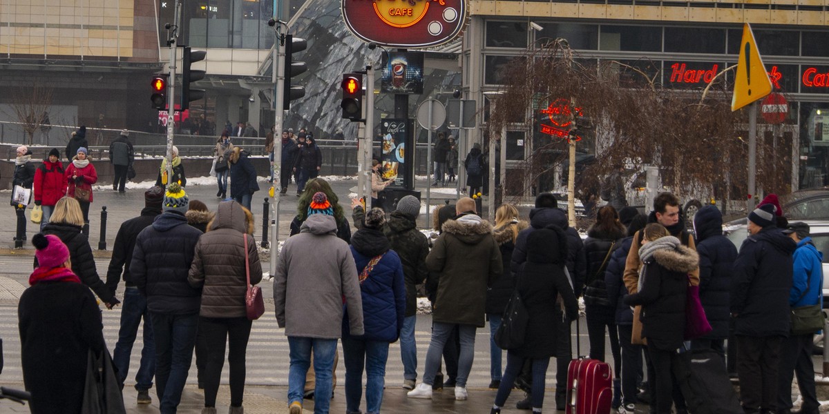 Sondaż na 2020 rok. Polacy chcą lepszej ochrony zdrowia i sądownictwa