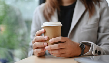 Czy można pić kawę przy nadmiarze potasu? Lekarz wyjaśnia wątpliwości