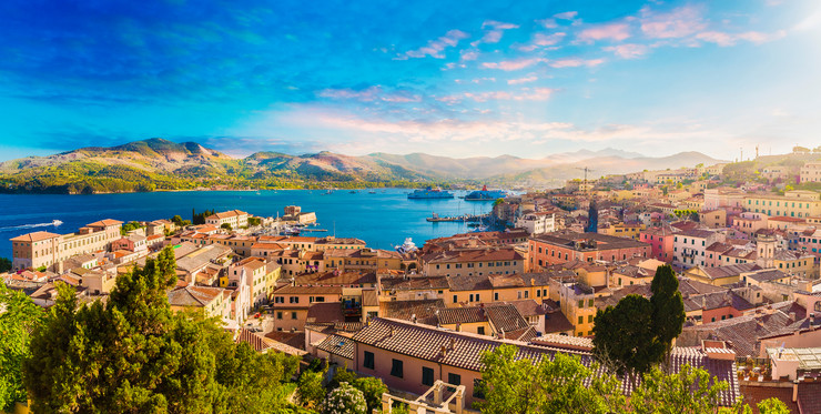 Elba shutterstock