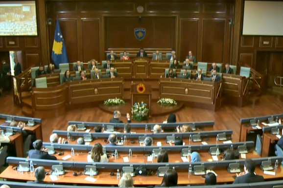 DAN PRE ISTEKA ROKA Danas konstitutivna sednica skupštine u Prištini: Kurti se još nije dogovorio sa DSK u vezi sa predsednikom Kosova?