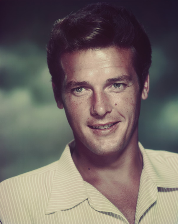 Roger Moore (1950).