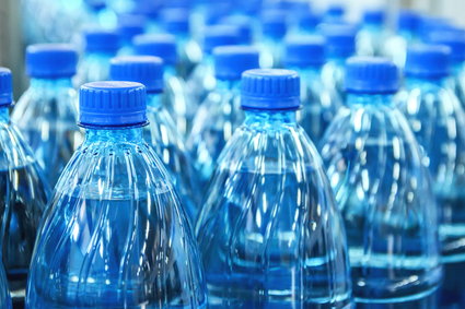 UE chce kaucji za plastikowe butelki. Polska się sprzeciwia