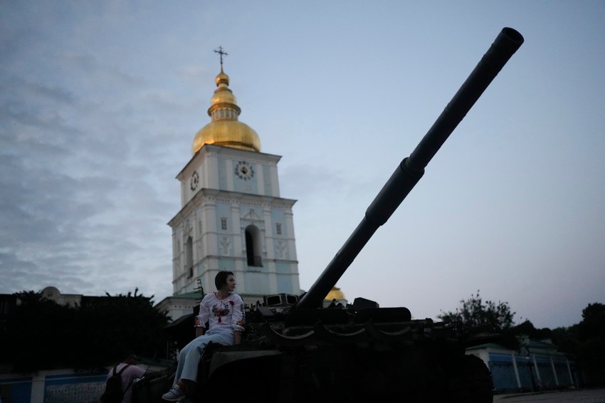 Uništeni ruski tenk u Kijevu