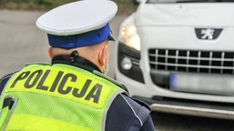 duże zmiany dla kierowców. żegnaj się z dowodem rejestracyjnym
