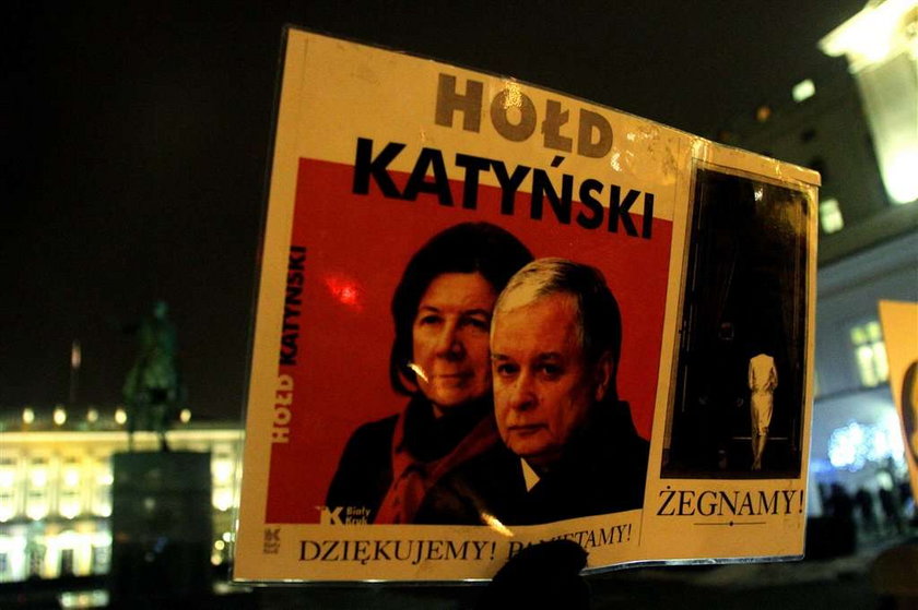 Tłum do Kaczyńskiego: Zabito prezydenta!