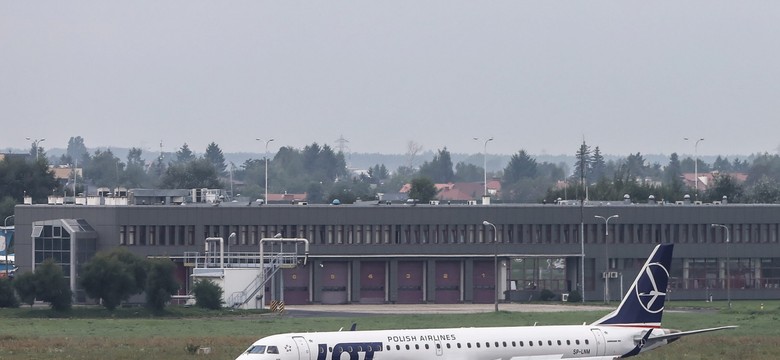 Samoloty do Kabulu mają latać tak długo, jak się da