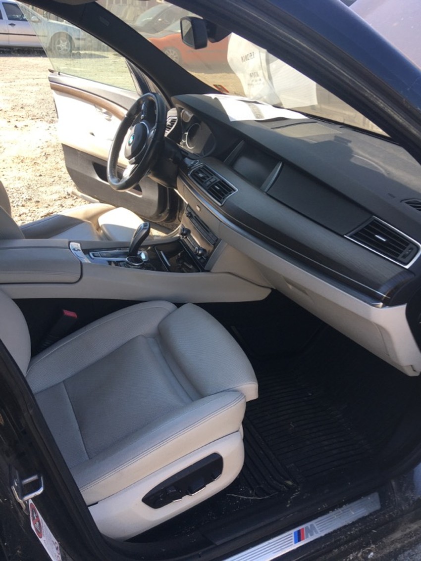 Unutrašnjost jednog od oglašenih automobila