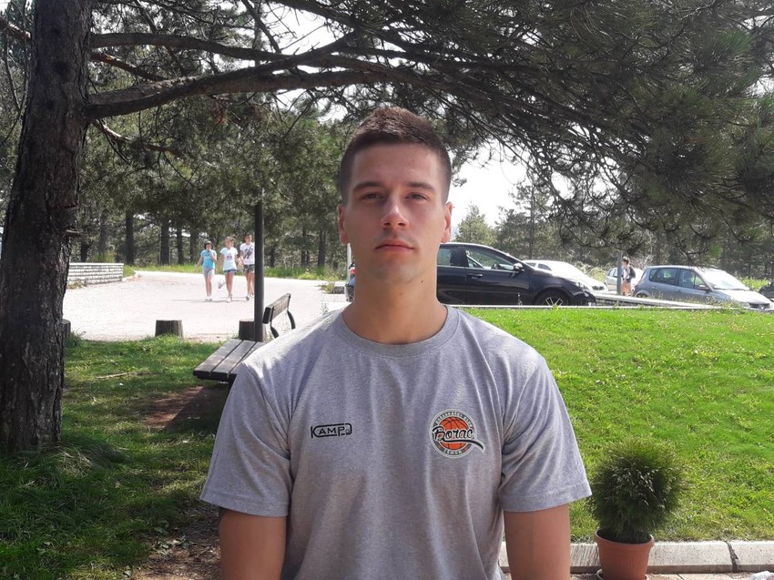 Trener Pavle Trifunović