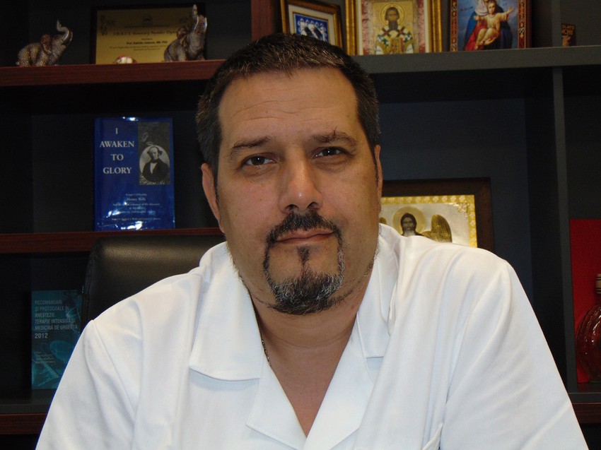 Direktor Klinike za anesteziju i intenzivnu terapiju KC Niš prof. dr Radmilo Janković