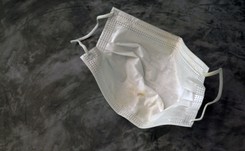 Dbaj o higienę swojej maseczki, to ważne. Wyniki badań naukowców nie kłamią