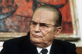 Tito je bio ŠOKIRAN pesmom "Bijelog dugmeta" i prvi put je uradio NEZAMISLIVU STVAR za ono vreme: "Posle 8 sekundi smo napustili binu"