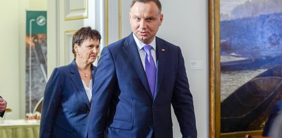 Towarzystwo Dziennikarskie wspiera Fakt: Presja, jaką ludzie władzy wywierają na media, to zagrożenie wolności