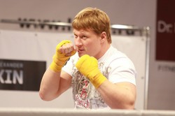 Powietkin wsparł Putina. "To efekt lania, jakie dostał od Kliczki"