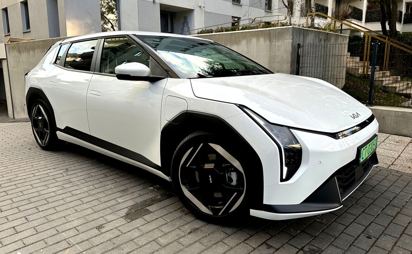 Nowa Kia EV4