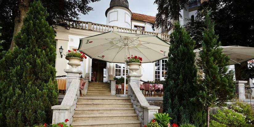 Hotel Podewils Zamek Rycerski w Krągu - patio