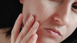 Czy wysypka na twarzy może być spowodowana reakcją alergiczną?