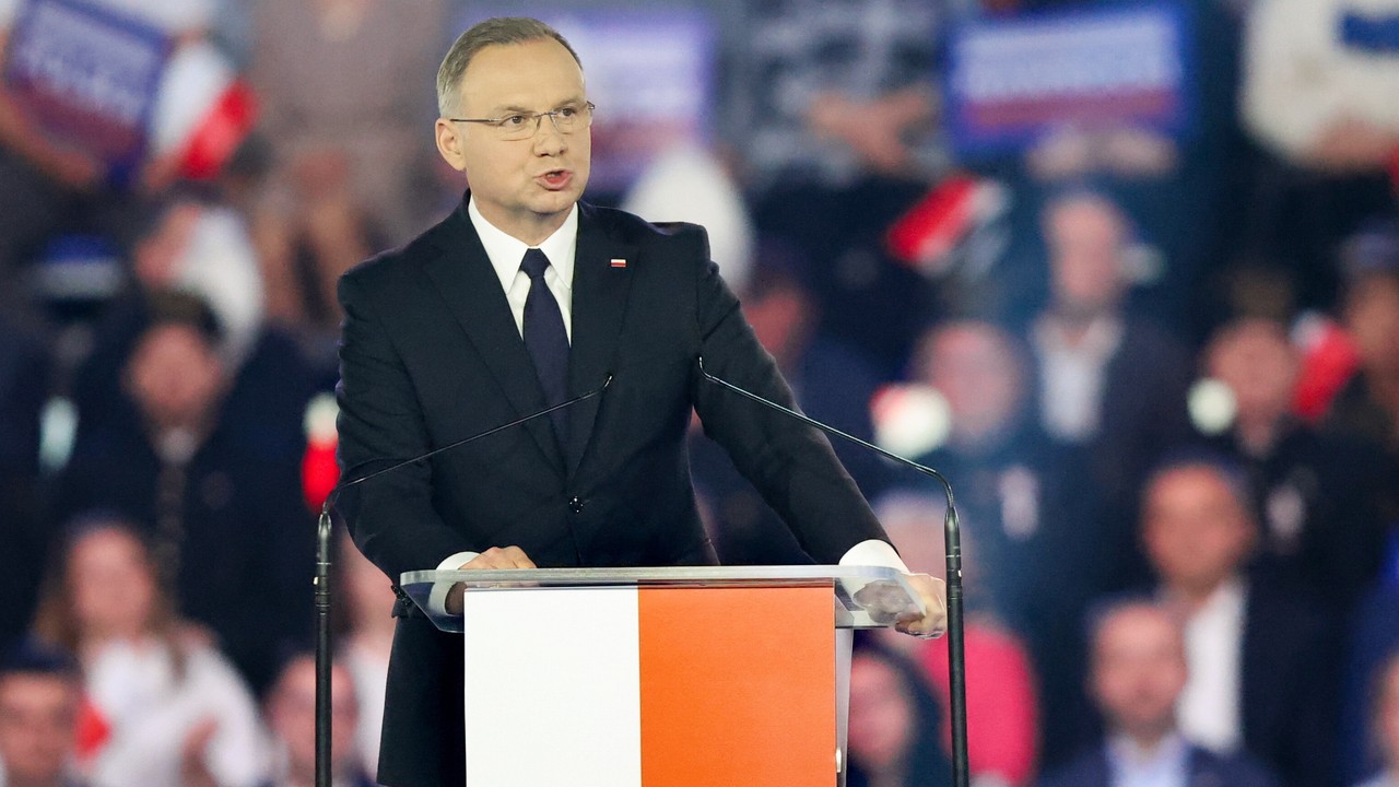 Andrzej Duda złamał swoją obietnicę. W sieci fala komentarzy. "To się nie dzieje"