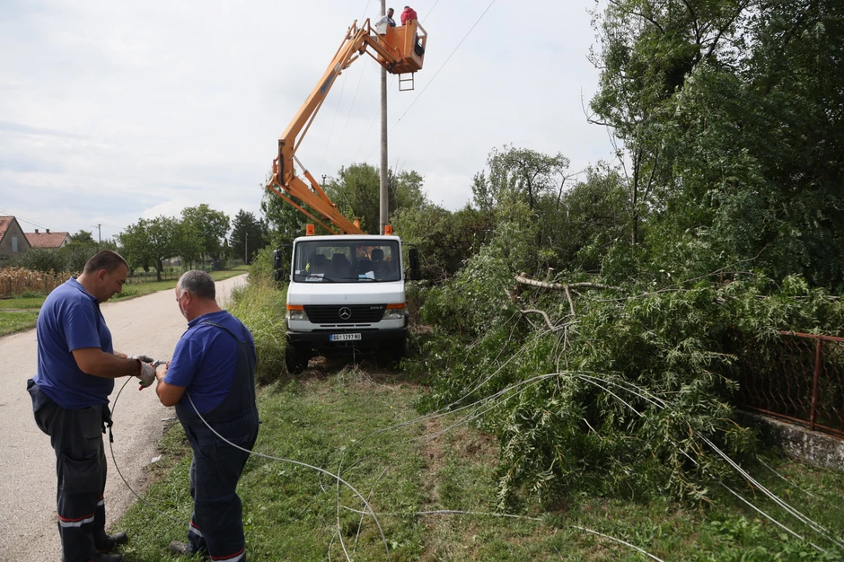 Prve slike sa mesta teške nesreće u Barajevu 