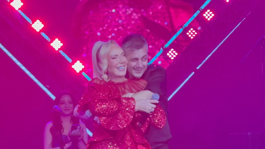 Lepa Brena i Bojan Leksington na koncertu u Beogradu