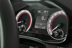 Ta strzałka ma znaczenie. Nie każdy o tym wie, a to ogromne ułatwienie