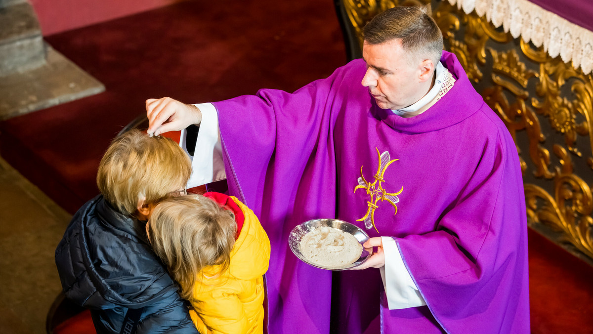 Co katolik powinien wiedzieć o Środzie Popielcowej? Oto ważna lista