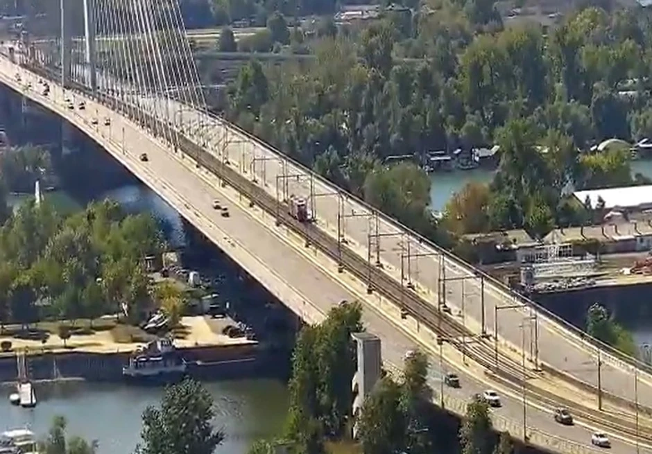 Most na Adi zatvoren u smeru ka gradu