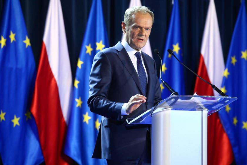 Tusk liderem rankingu zaufania