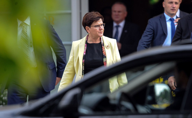 Szydło zaczyna czystki w administracji państwowej. Zapowiada wymianę kilku wojewodów