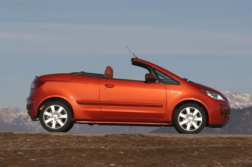 Colt CZC w promieniach słońca