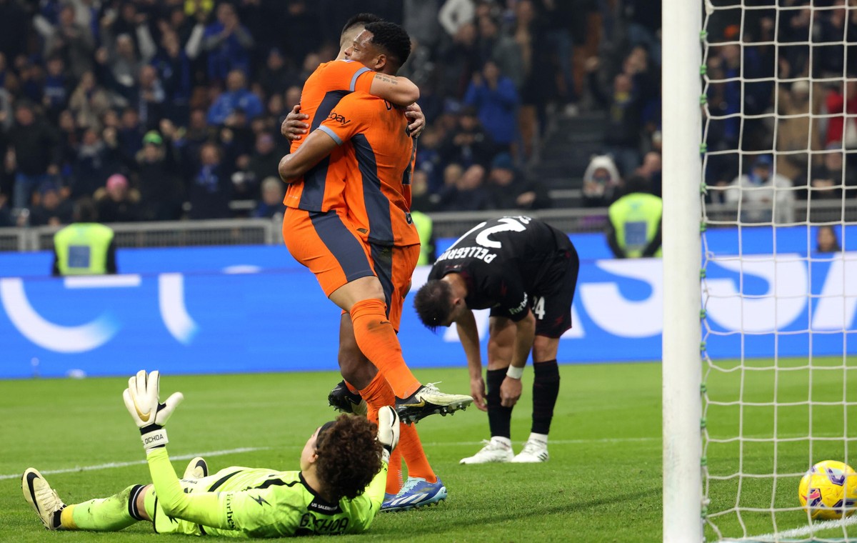 Denzel Dumfries i Lautaro Martinez