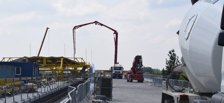 Nowy most nad Sanem połączony, to część budowy S19 i Via Carpatia
