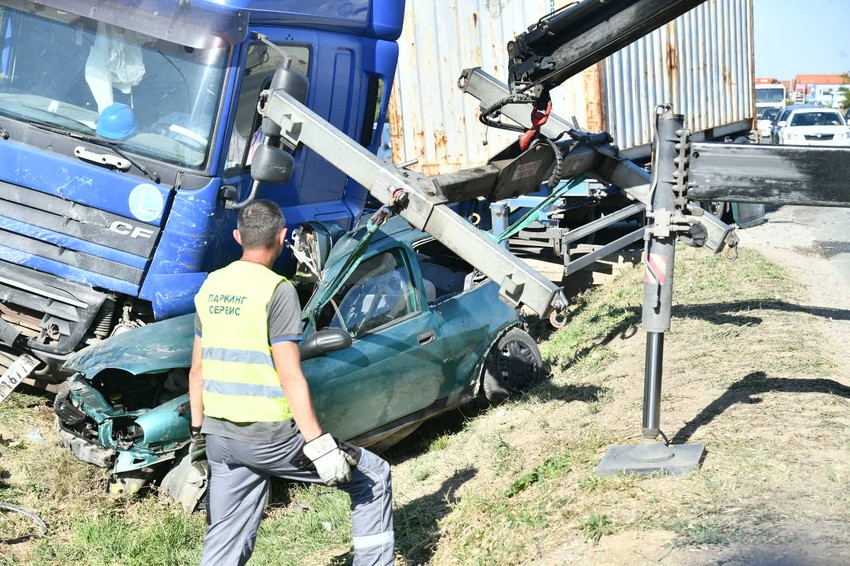 Batajnica Ugrinovci/Slike nakon nesreće