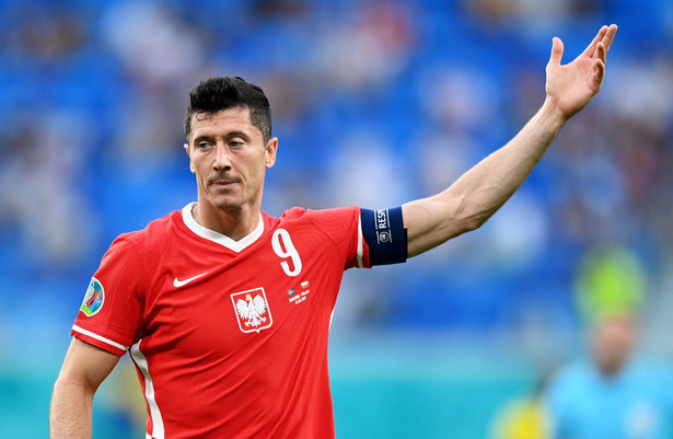 Robert Lewandowski podczas meczu Polski ze Szwecją