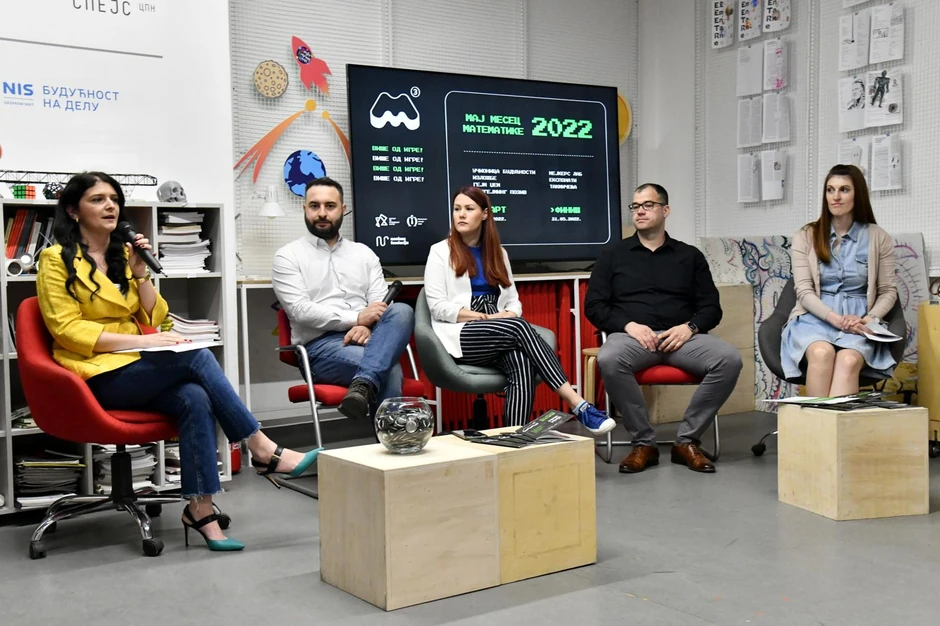 Maj mesec matematike