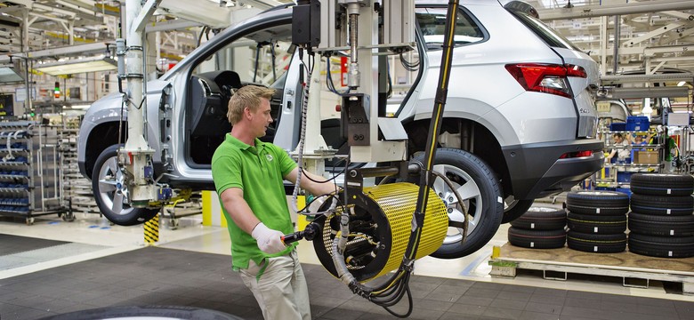 Skoda KAROQ, czyli nowy SUV już w produkcji. Koncern zainwestował miliardy i daje pracę Polakom