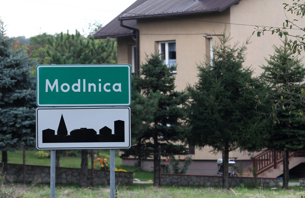 Modlinica - rodzinna miejscowość ks. G. Fot. PAP/Jacek Bednarczyk