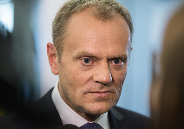 Tusk po rozmowie z prezydentem Ukrainy: Rosyjska wersja zdarzeń w sprawie Krymu niewiarygodna