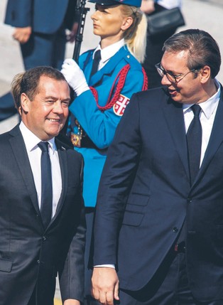 Belgrad jednak stawia na Moskwę