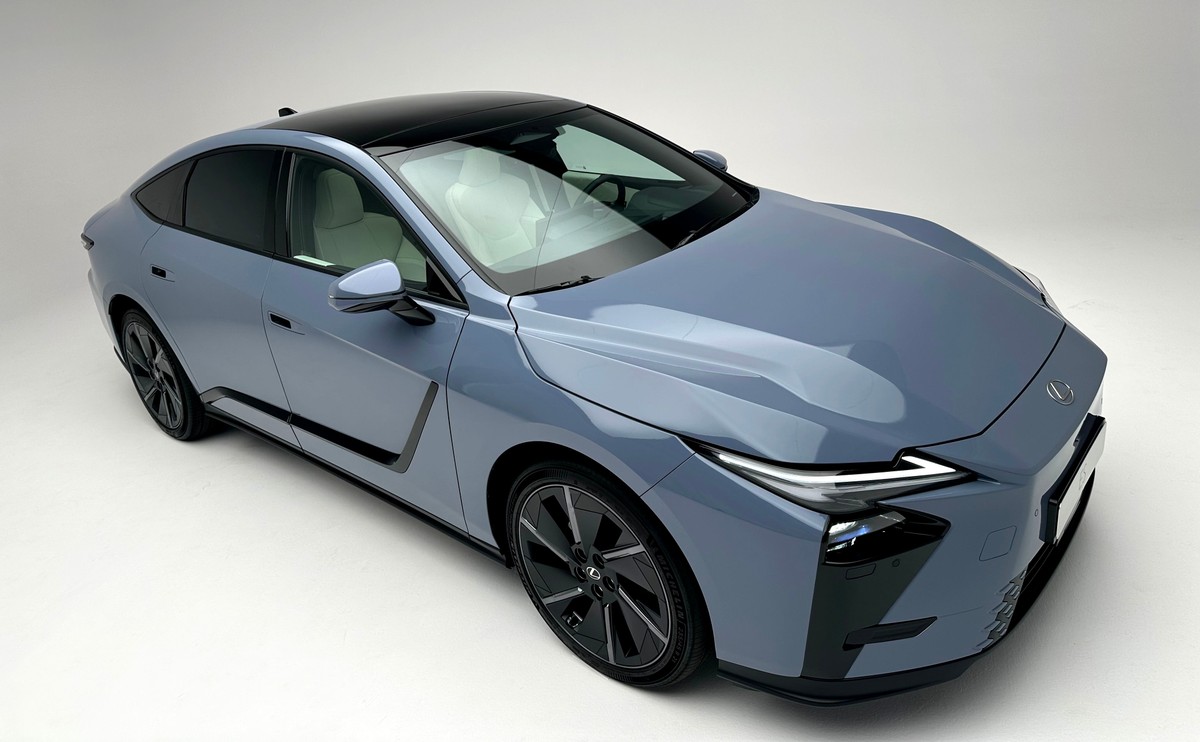 Nowy Lexus ES z silnikiem hybrydowym 6. generacji będzie hitem japońskiej marki w Polsce