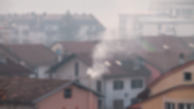 Smog zawisł nad Lublinem. Mieszkańcy skarżą się na złe samopoczucie