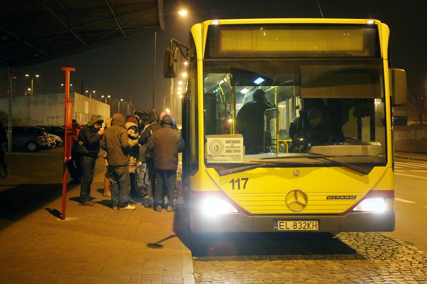 W Łodzi jeździ atobus z pomocą dla bezdomnych