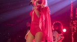 Bebe Rexha na koncercie w Londynie