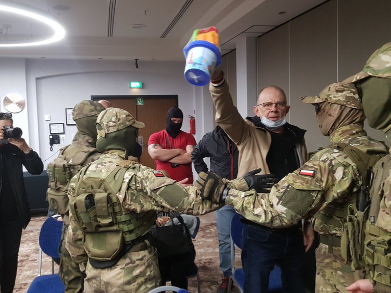 Janusz Szostak zakłócił konferencję Krzysztofa Rutkowskiego