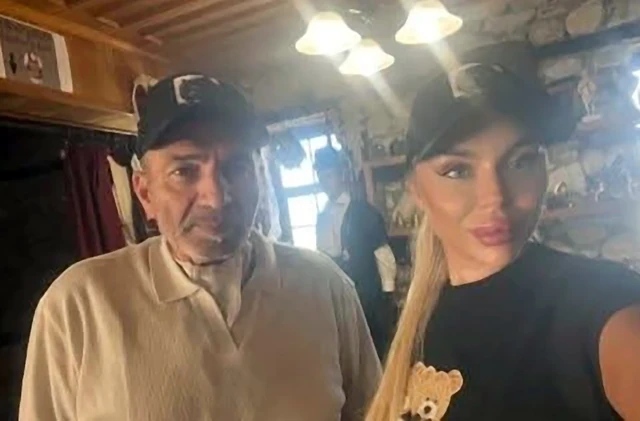 "POSTOJE INTIMNI SNIMCI SOFIJE I ČIKA DANETA (70)" Isplivali novi ŠOK DETALJI afere: "Sigurno mu je uzela 50.000 evra, dovezla je auto, plaćao joj je kredit"