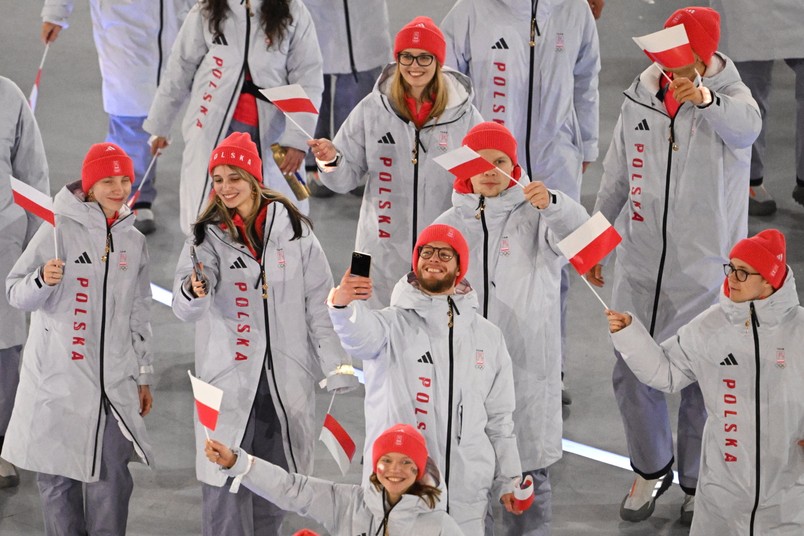 Efektowne wejście biało-czerwonych. Polscy sportowcy skradli show na ceremonii otwarcia igrzysk