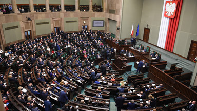 Sejm debatował nad projektem o terapii ratunkowej i pigułce "dzień po"